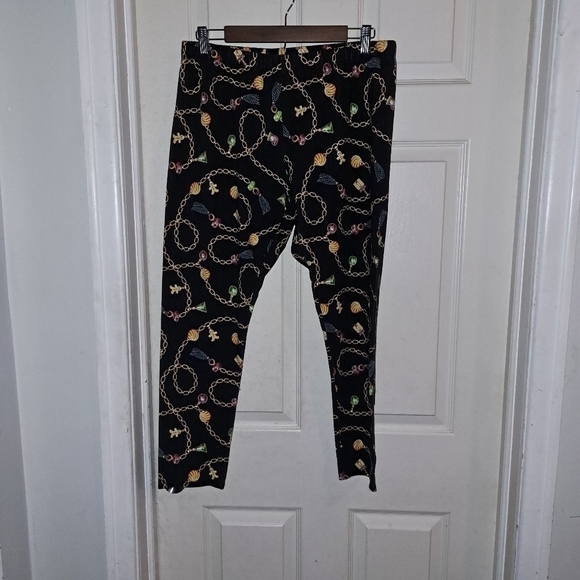 Two pairs of leggings - Picture 5 of 9